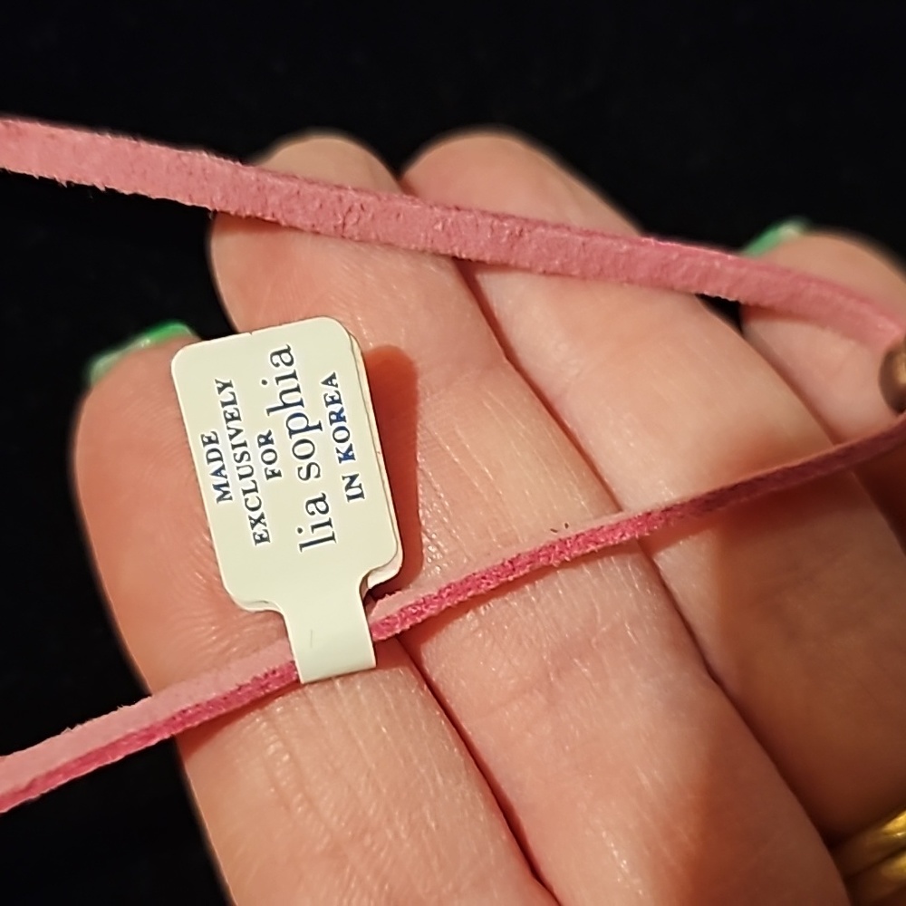 Lia Sophia pink necklace - Picture 4 of 4